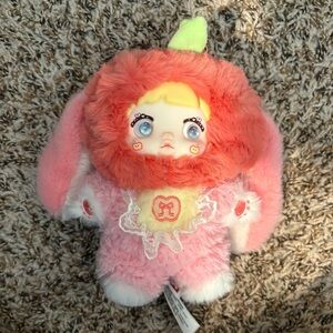 Nommi Apple Vinyl Collectible